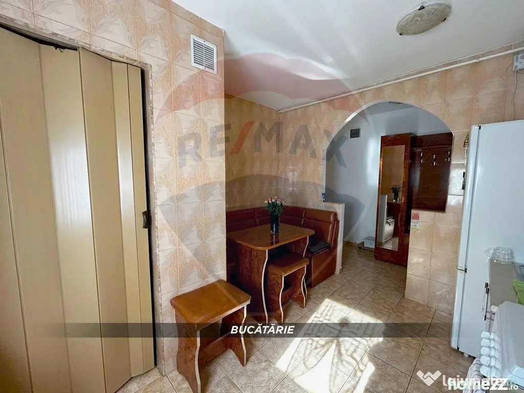 Apartament cu 2 camere de închiriat - Petru Rareș -
