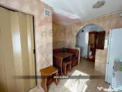 Apartament cu 2 camere de închiriat - Petru Rareș - 