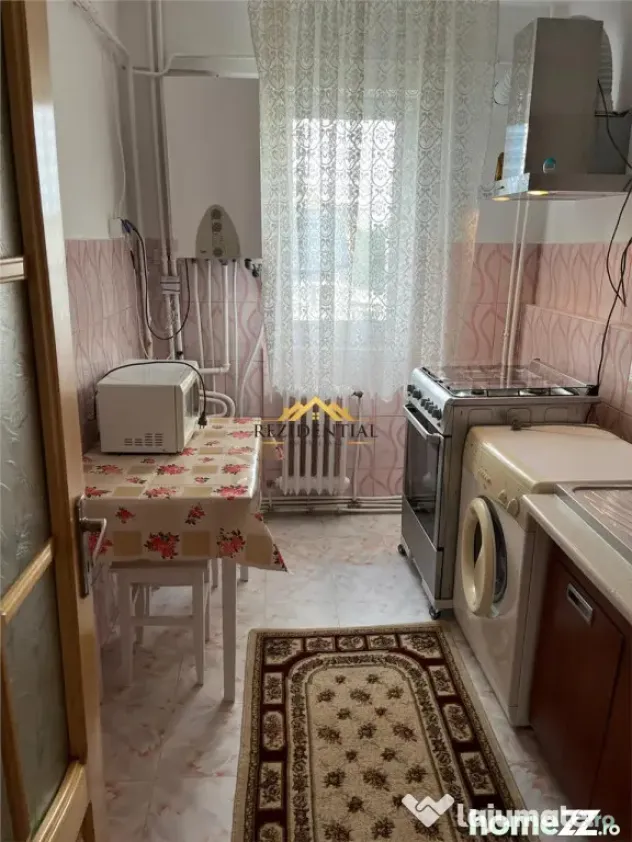 APARTAMENT DOUA CAMERE - LICEUL M. EMINESCU