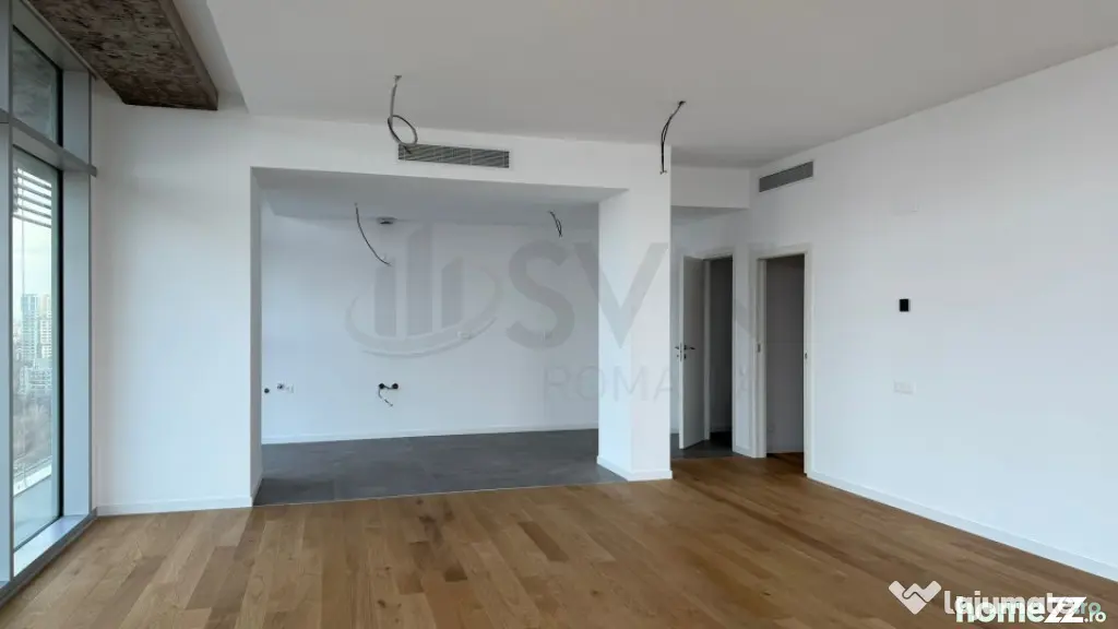 Apartament cu 4 camere UpSite etaj 15