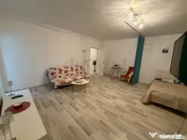 Studio Mall Vitan bloc 2001 53 mp