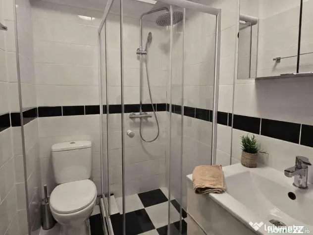 Apartament 2 camere l Mobilat Renovat l Langa Metrou Piat...