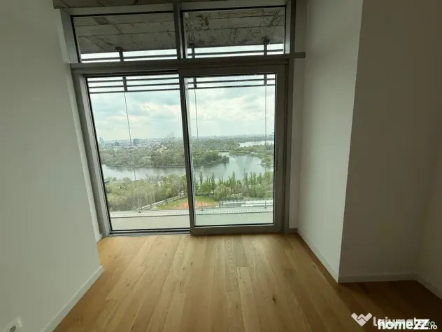 2 CAMERE UPSITE CU VEDERE CATRE LAC