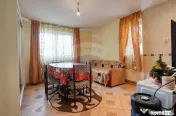 Casă / Vilă cu 6 camere de vânzare în zona Bartolomeu