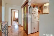 Casă / Vilă cu 6 camere de vânzare în zona Bartolomeu 