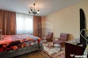 Casă / Vilă cu 6 camere de vânzare în zona Bartolomeu 