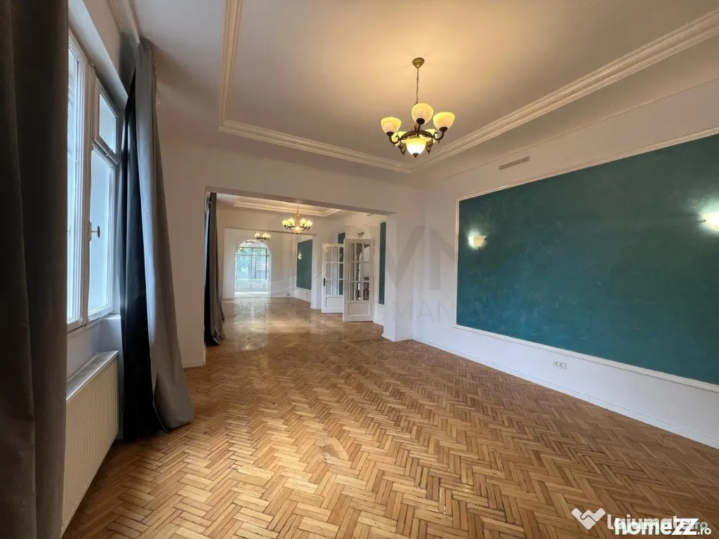 Vila spatioasa Primaria sectorului 1