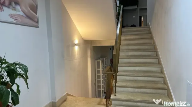 Vila 12 camere de Dorobanti Capitale - Bucuresti (Bucuresti-Ilfov)