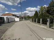 Teren intre vile Academia Ecvestra Mogosoaia 