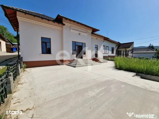 Spațiu comercial de vânzare, 110mp- Vulcana de Sus