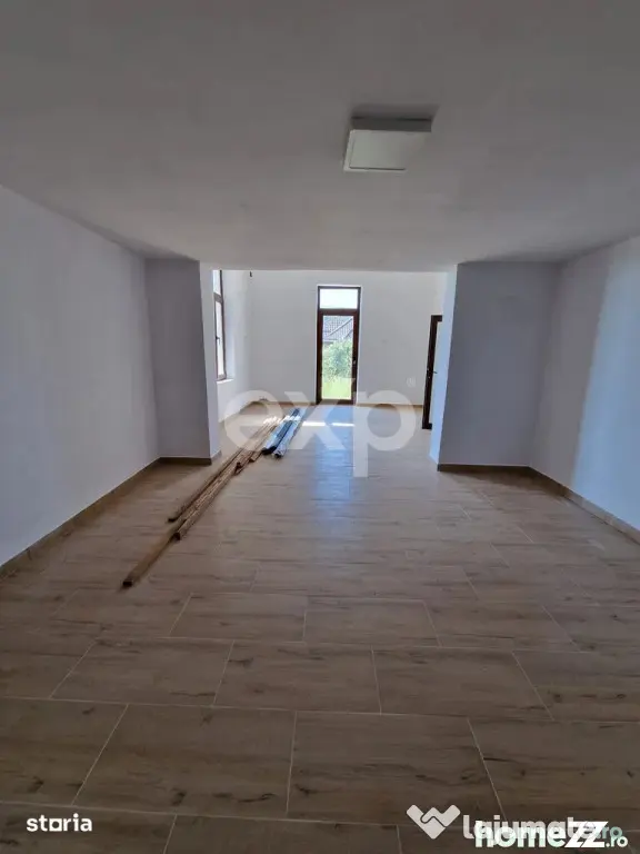 Spațiu comercial de vânzare, 110mp- Vulcana de Sus