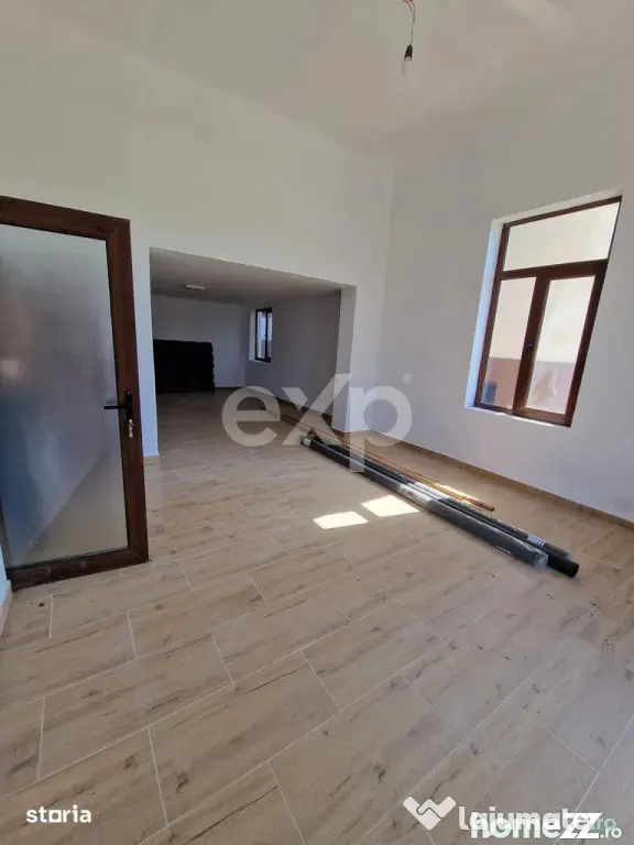 Spațiu comercial de vânzare, 110mp- Vulcana de Sus