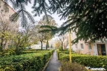 Cartierul Florilor, imobil renovabil, etaj intermediar, zona
