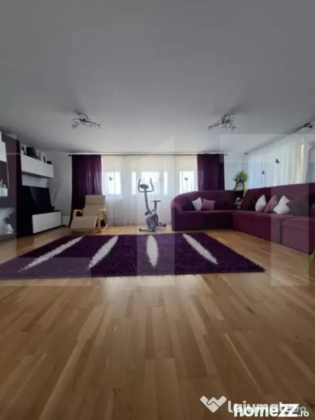 Vilă spațioasă – 300 mp utili, teren 4600 mp, DN în B