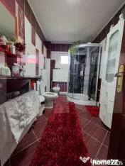 Vilă spațioasă la DN în Brehuiești – 300 mp utili, te 