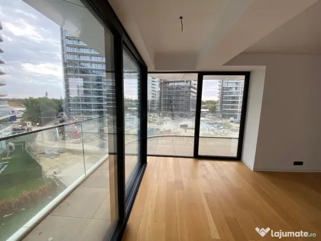 Apartament 4 camere Yacht Kid - terasa 77 mp