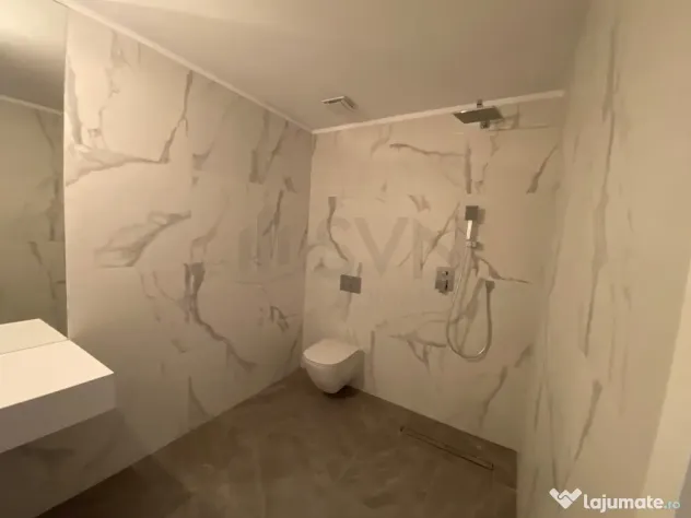 Apartament 4 camere Yacht Kid - terasa 77 mp