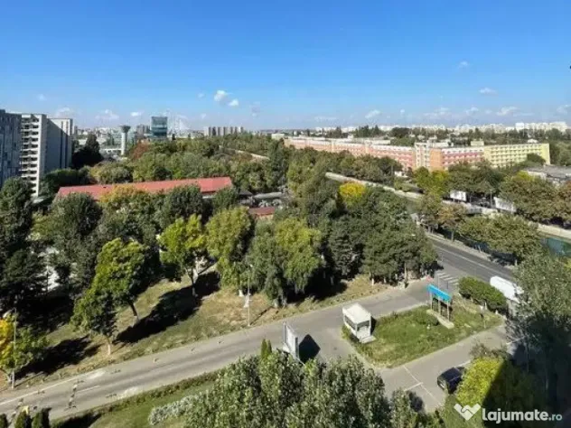 Studio Grozavesti l Bloc Nou