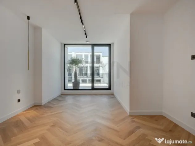 Vila Finalizata Complex Pipera zona Erou Iancu