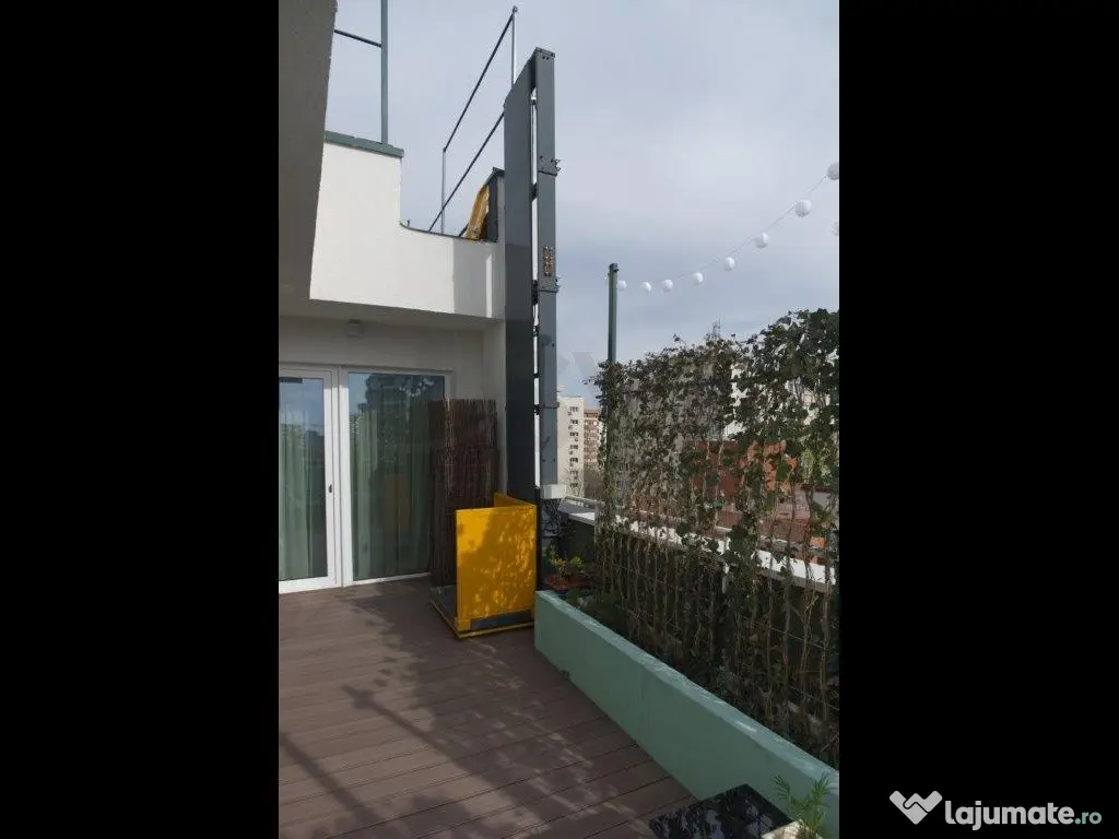 Penthouse exclusivist tip casa pasiva cu terase de 300 mp