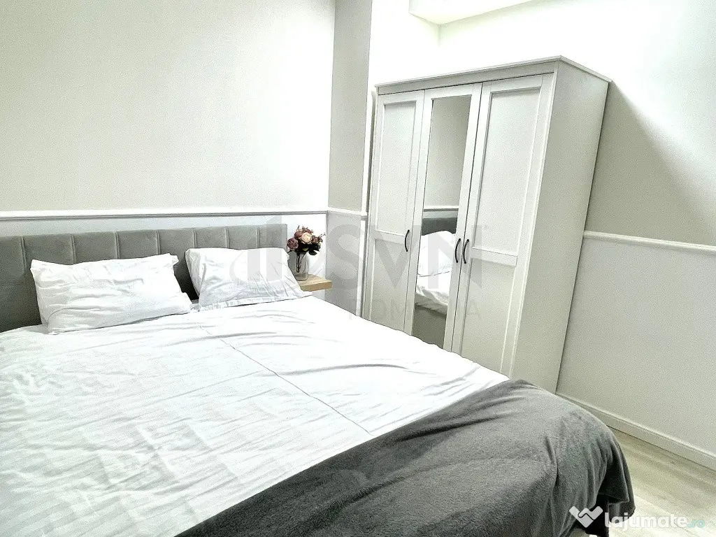 Apartament 8 camere Aviatiei decomandat