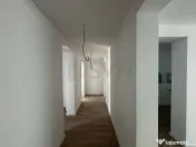 Apartament cu 4 camere 3 bai si gradina Lacul Tei 