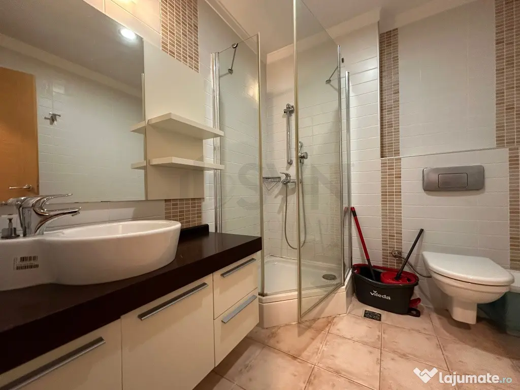 View Unic 4 Camere Emerald Residence