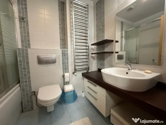 View Unic 4 Camere Emerald Residence