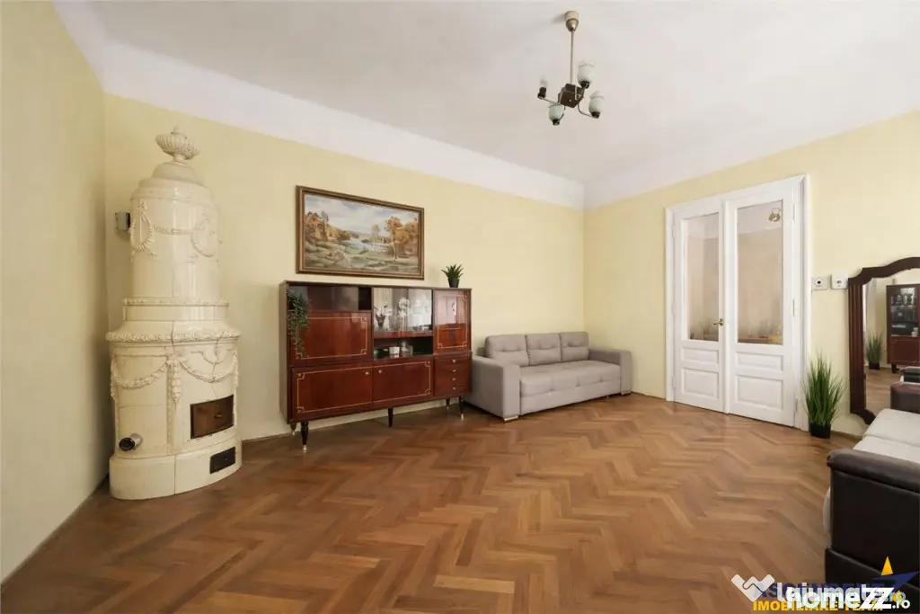 Apartament in vila cu amprenta istorica,180mp,gradina,pod,Ce