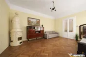 Apartament in vila cu amprenta istorica,180mp,gradina,pod,Ce 