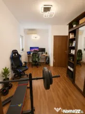 3 camere Titan decomandat,centrală,et. 5,an 2009,70 mp