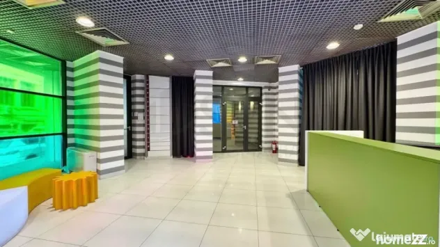 Spatiu de birouri - 526 MP I Posibilitate Recompartimenta...