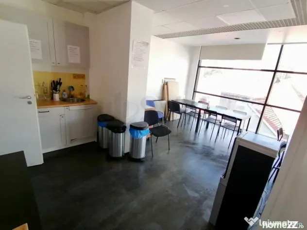 Spatiu de birouri - 526 MP I Posibilitate Recompartimenta...