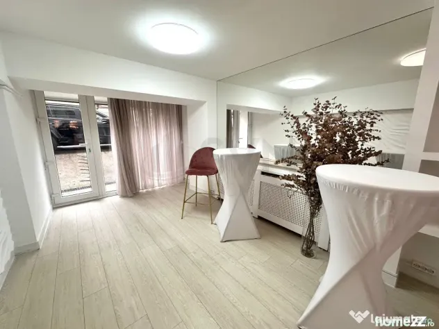 Spatiu comercial in vila 5 camere Primaverii Metrou Aviat...