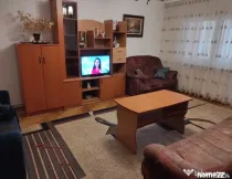 Apartament 4 camere, decomandat - zona Noua