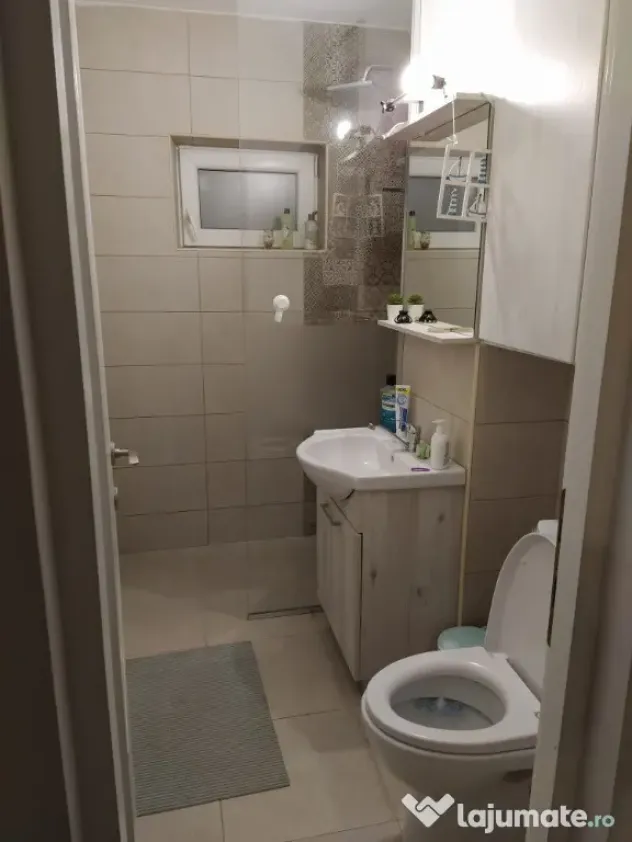 Apartament 2 camere et 1 , Plopilor