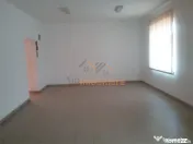 SPATIU COMERCIAL GROSI 400 MP 