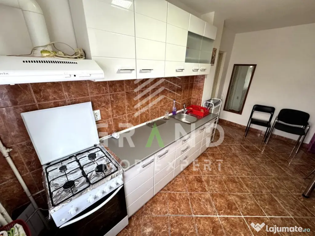 2 CAMERE DECOMANDAT | BALCON | MĂNĂȘTUR / ALEEA BRATEȘ