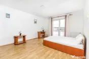 Apartament Zorilor UMF cu o camera, bloc dupa 2000, etaj 2, 