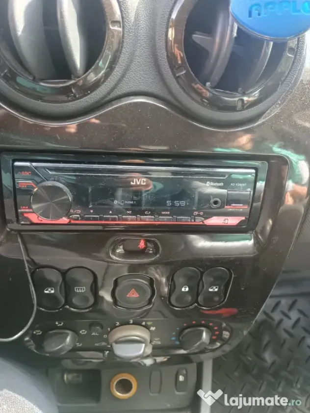 Dacia Duster 1.5dci an 2011 166000 km motor k9k