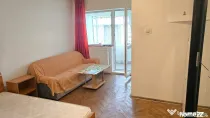 Vand garsoniera in Deva, etaj 3, mobilata, utilata, zona Strand