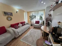 Far apartament 3 camere decomandat etaj 1 loc parcare