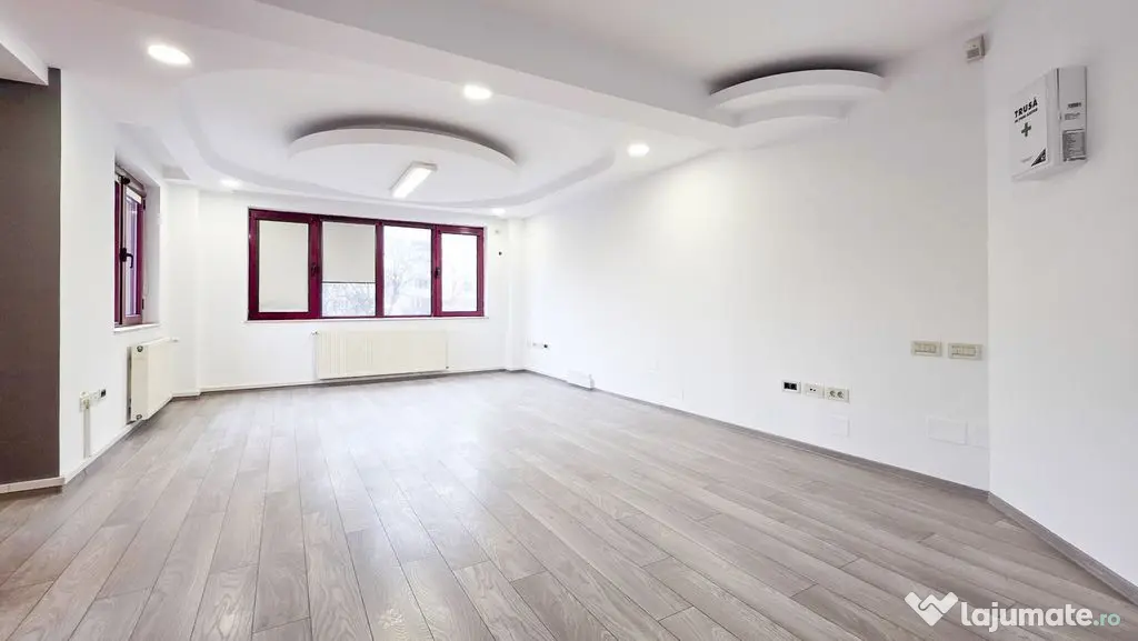 Spațiu Birouri PREMIUM pe Sabinelor 104A - Zona 13 Septe...