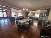 Casă / Vilă 5 camere strada Vrancei 