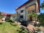Casă / Vilă 5 camere strada Vrancei