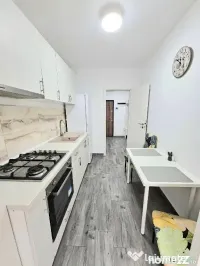 Berceni metrou etaj 1 decomandat 