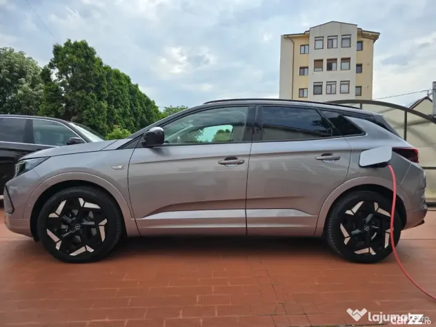 Opel grandland x 1.6 plug-in hybrid 4gse