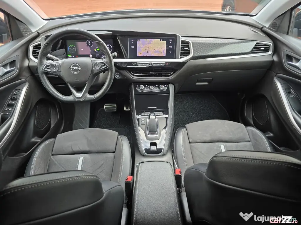 Opel grandland x 1.6 plug-in hybrid 4gse