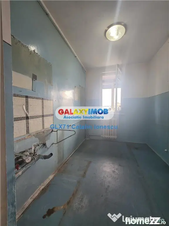 Apartament decomandat 3 camere Drumul Taberei
