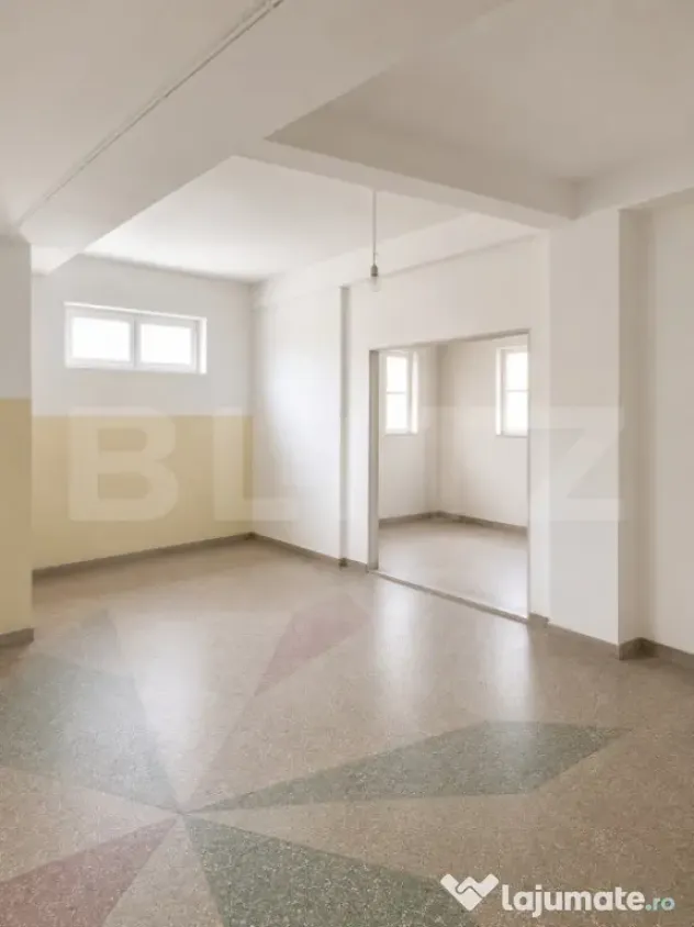Spațiu comercial / depozit / atelier de lucru – aprox. 10